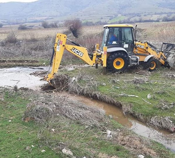 Чистење на речното корито во Алданци и оспособување пристапна патека во Норово